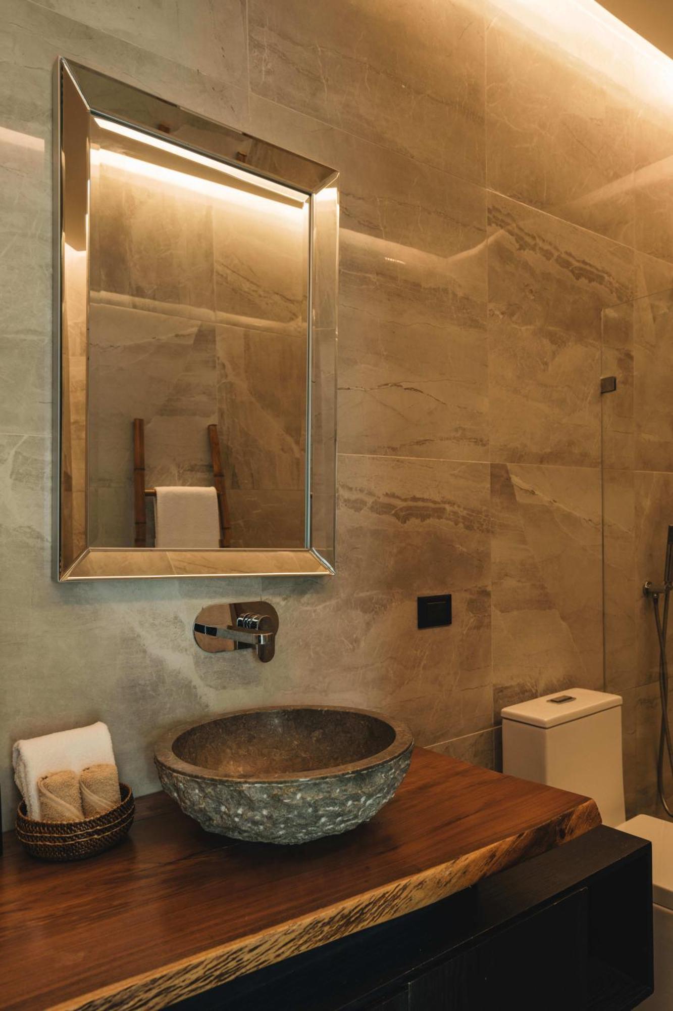 Stylish 4br Concierge Services & Pool Gated Villa