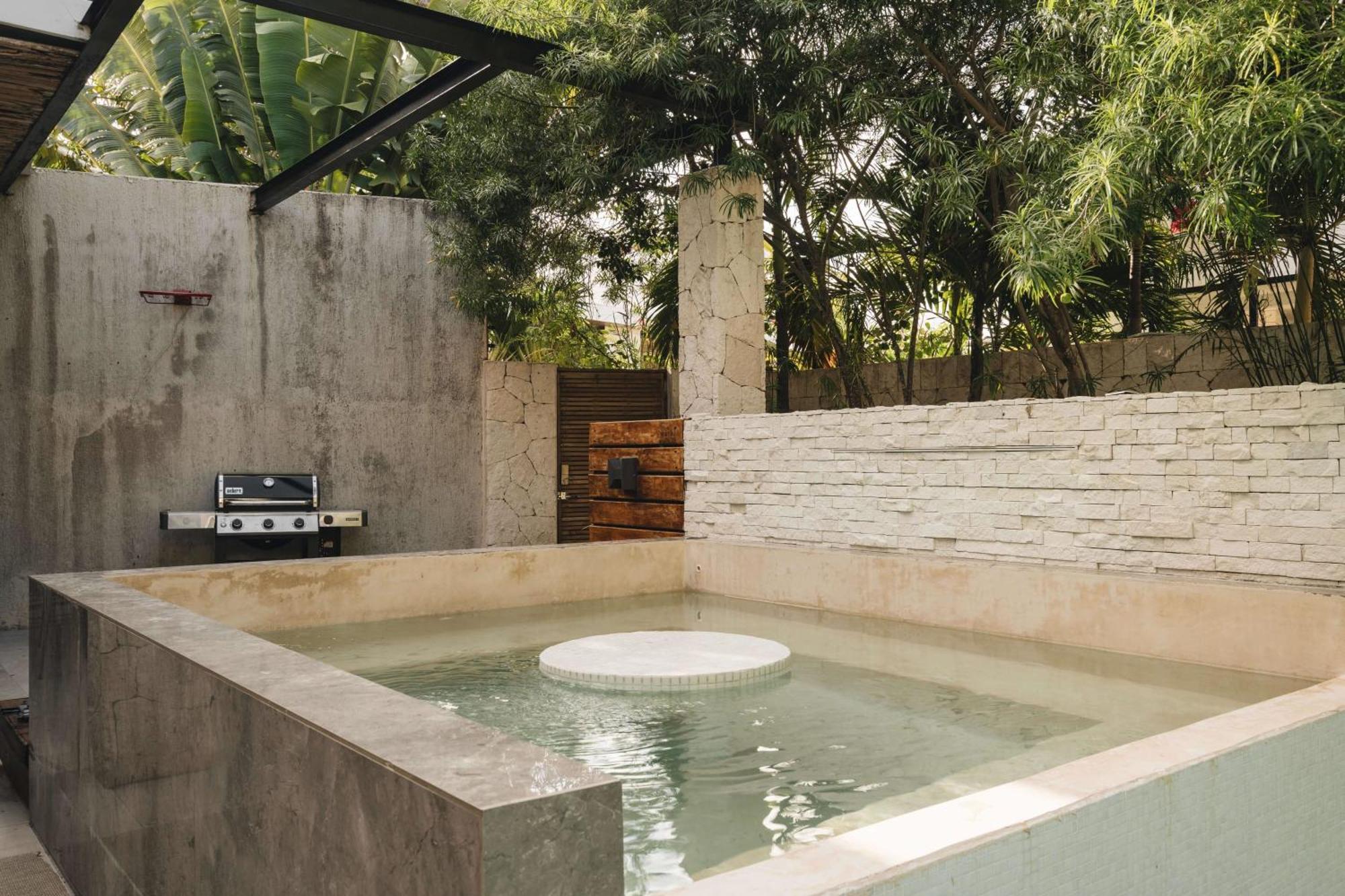 Villa Stylish 4br Concierge Services & Pool Gated